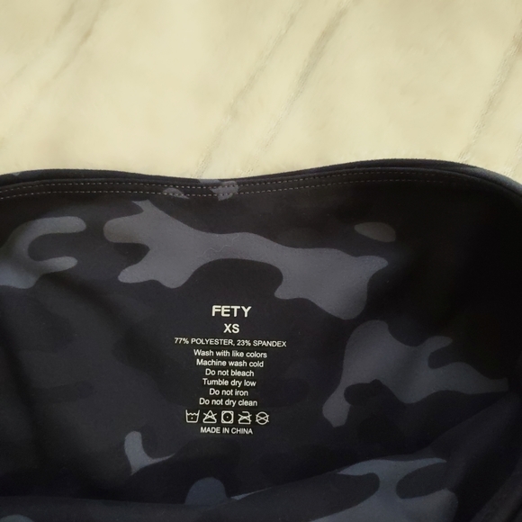 Fety high waisted leggings featured in Elle magazine in 2020 - Picture 6 of 9